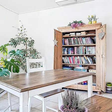 Alpenlodge Gaisshorn By Interhome 렉브룩